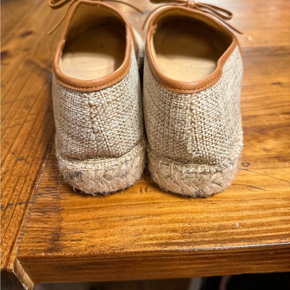Talbots Tan Espadrilles with Brown Trim - Picture 4 of 8